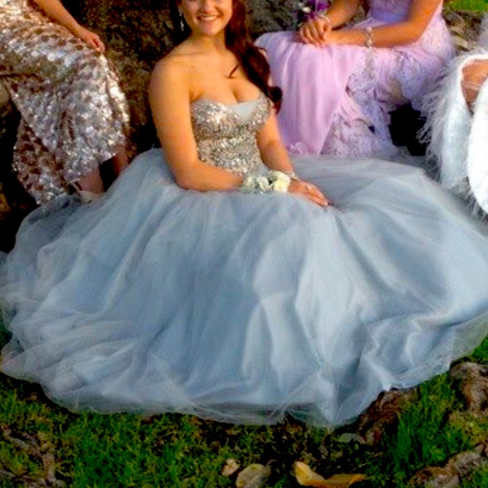 Terani Couture Pageant/Prom Gown-Champagne colored fitted bodice & grey skirt.